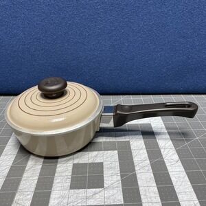 Vintage Club Aluminum 1 qt Sauce Pan with Lid Tan with Brown Stripes Rings